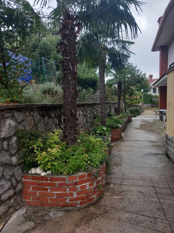 Pobri Apartment Матули Екстериор снимка