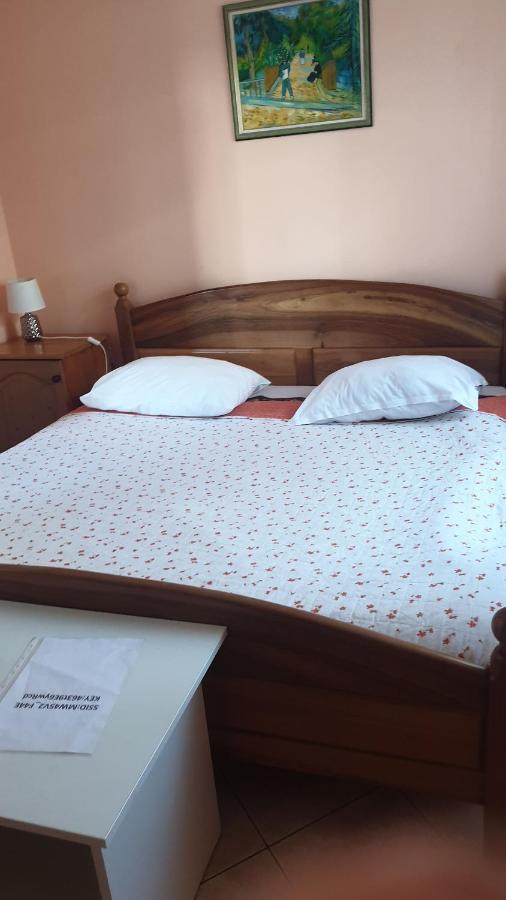 Pobri Apartment Матули Екстериор снимка