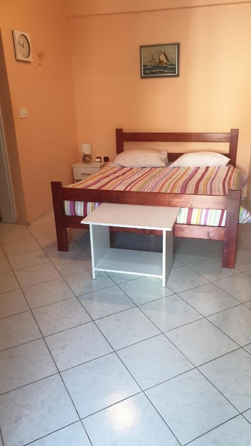 Pobri Apartment Матули Екстериор снимка
