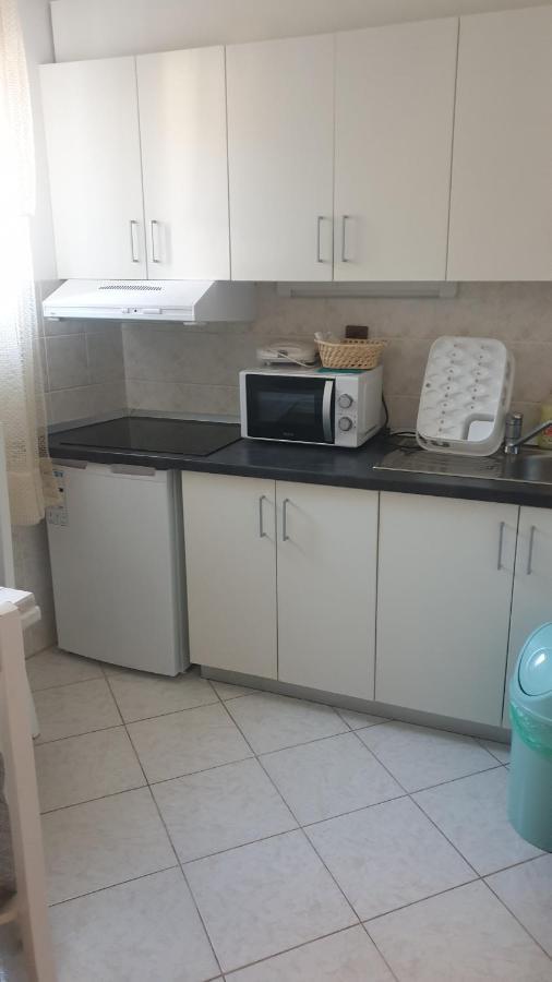 Pobri Apartment Матули Екстериор снимка