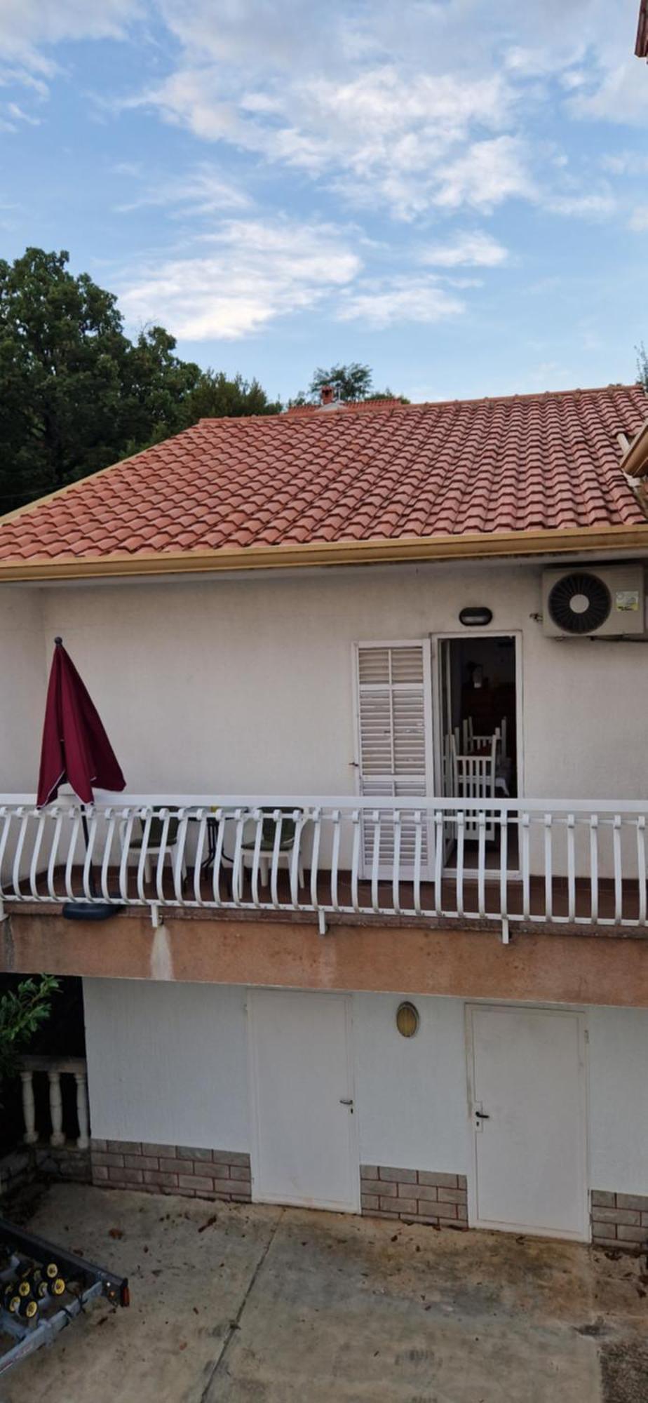 Pobri Apartment Матули Екстериор снимка