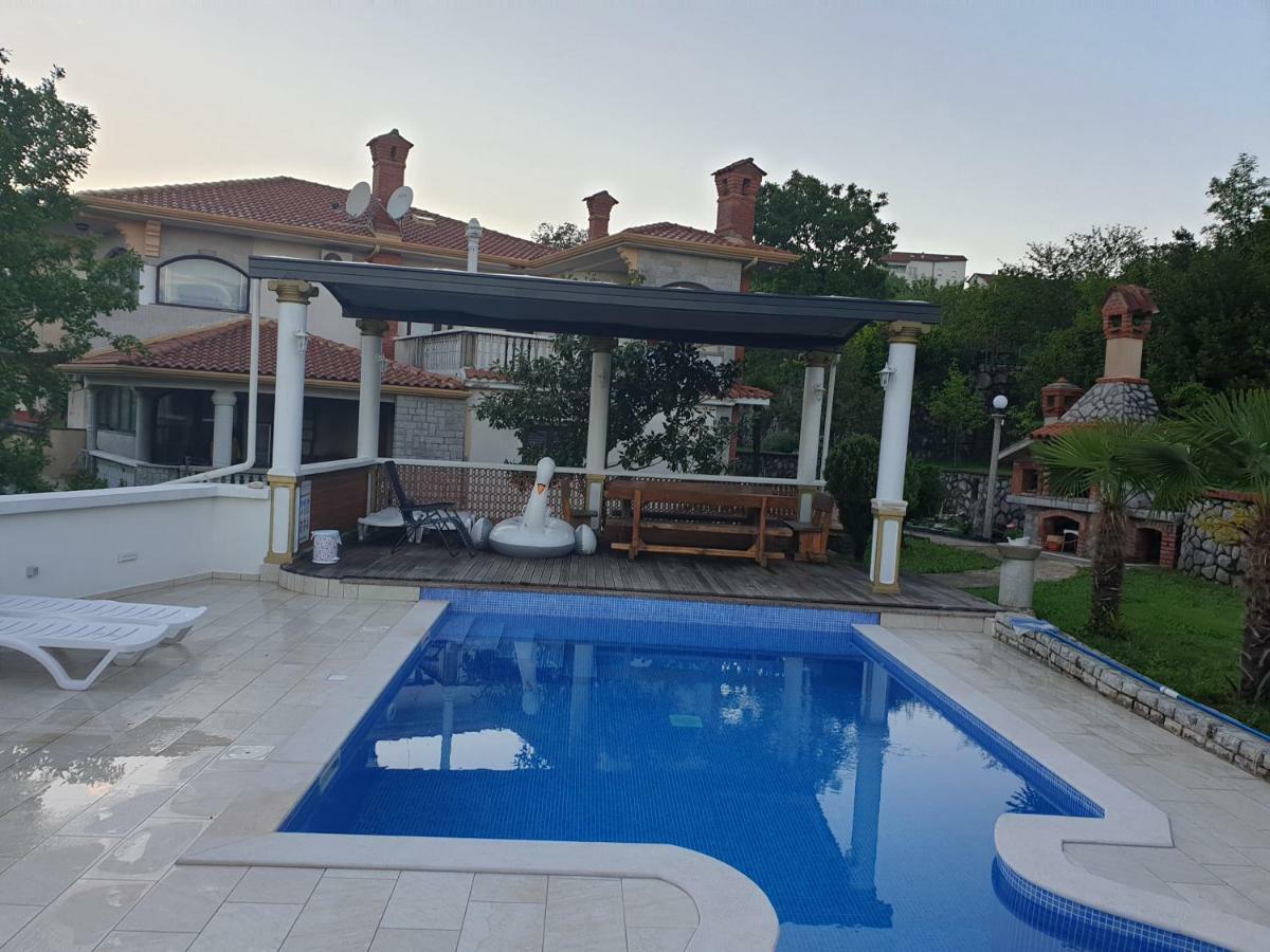 Pobri Apartment Матули Екстериор снимка